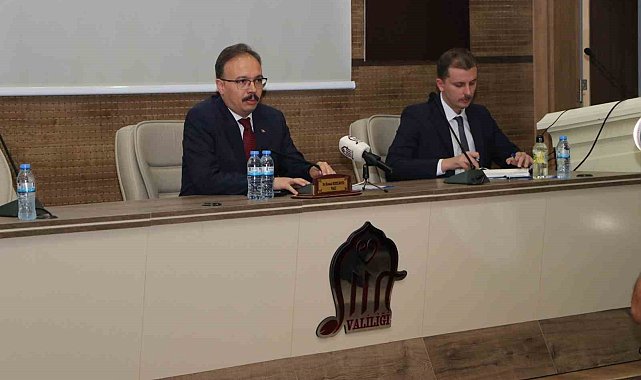 Siirt Valisi Kızılkaya muhtarlarla buluştu