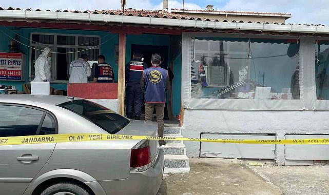 Silivri'de kan donduran cinayet: Babasını boğazından bıçaklayarak öldürdü