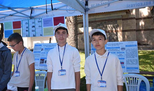 Sındırgı'da öğrencilerden 'Bilim Fuarı'