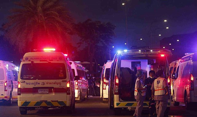 Singapur Havayolları'na ait türbülansa giren uçaktaki 20 kişi yoğun bakımda