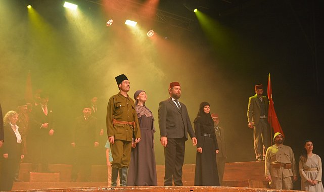 Sinop'ta "Cumhuriyet'e Doğru" tiyatro oyunu