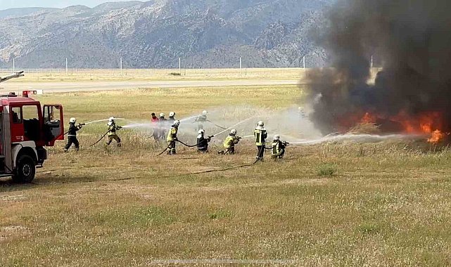 Şırnak'ta havalimanında gerçeği aratmayan tatbikat