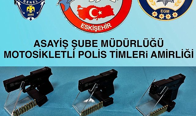 Şüphe üzerine durdurulan araçta 3 tabanca ele geçirildi