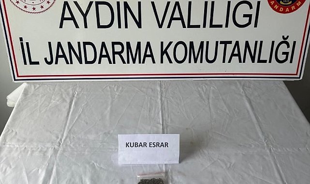 Şüpheli şahısların üzerlerinden uyuşturucu madde ele geçirildi