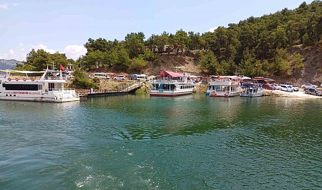 Tabiat parklarına ziyaretçi akını