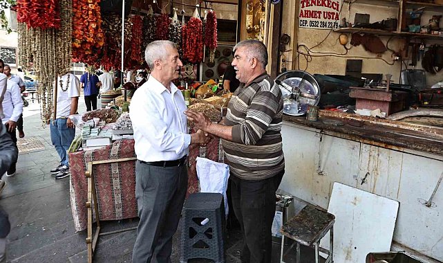 Tahmazoğlu esnaf ve vatandaşlarla bir araya geldi