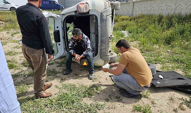 Takla atan araçtan emniyet kemeri sayesinde burnu bile kanamadan kurtuldu