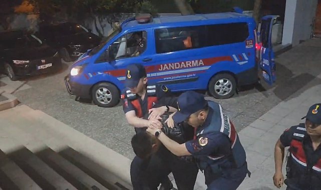 Taksiciyi 20 kere bıçaklayıp gasp eden 19 yaşındaki saldırgan tutuklandı