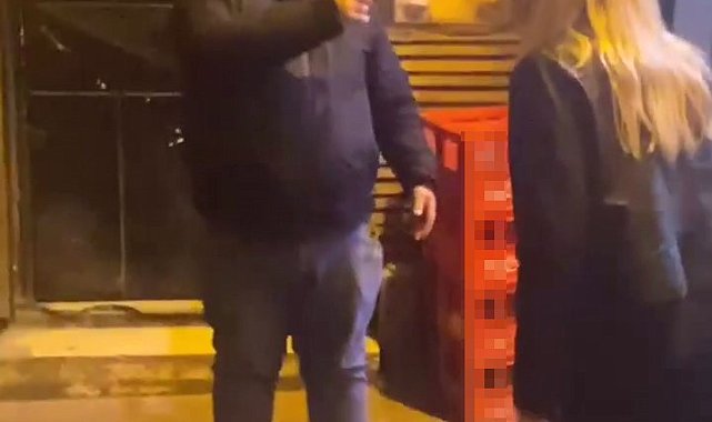Taksim'de "göbeğime vurdun" tartışması kamerada: "Tokadımı yersin" diyerek üstüne yürüdü