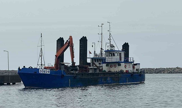 Tarak gemisi çalışmalarını sürdürüyor