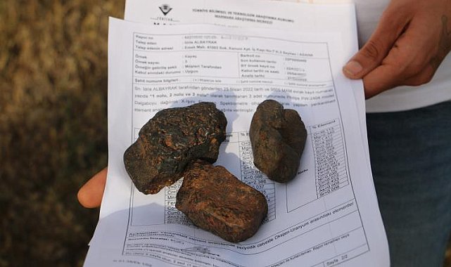 Tarlada bulduğu göktaşının önce analizini yaptırdı, şimdi de açık artırmayla satışa çıkardı