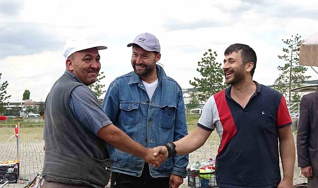 Tavşanlı Hayvan Pazarı'nda satışlar başladı