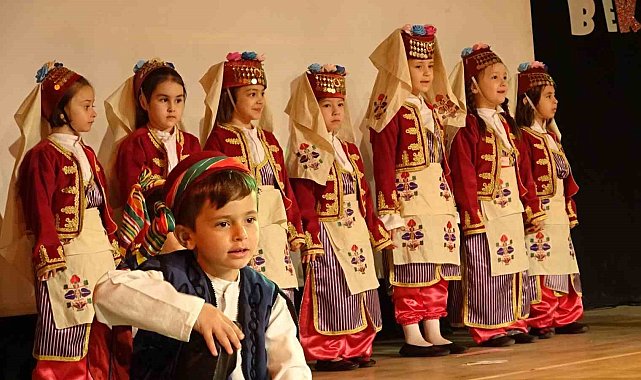 Tavşanlı'da 4-6 yaş öğrencileri hazırladıkları program ile büyük beğeni topladı