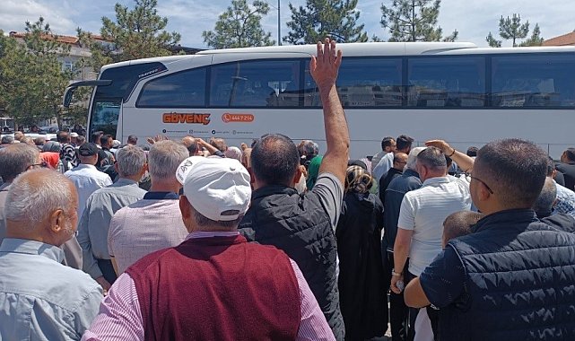 Tavşanlı'dan 42 hacı adayı dualarla uğurlandı