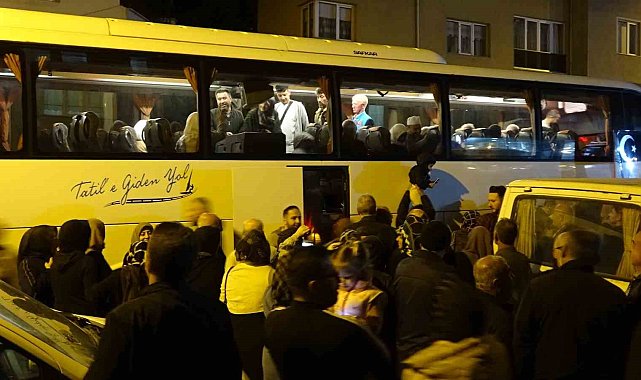 Tavşanlı'dan ikinci hacı kafilesi dualarla uğurlandı