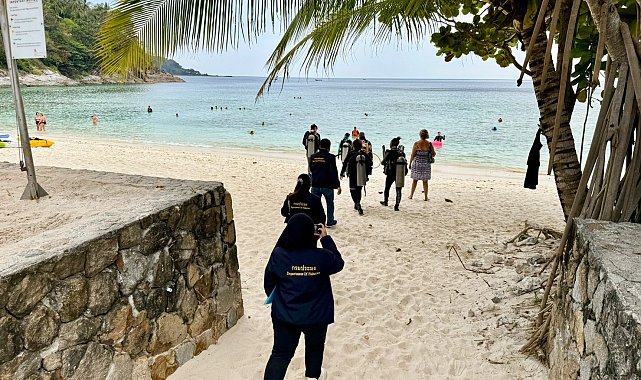 Tayland'da mercan resiflerinde ağarma: 12 milli deniz parkı kapatıldı