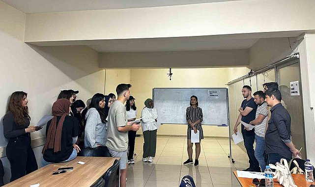 Tepebaşı'nda gençlere yönelik atölyeler sürüyor