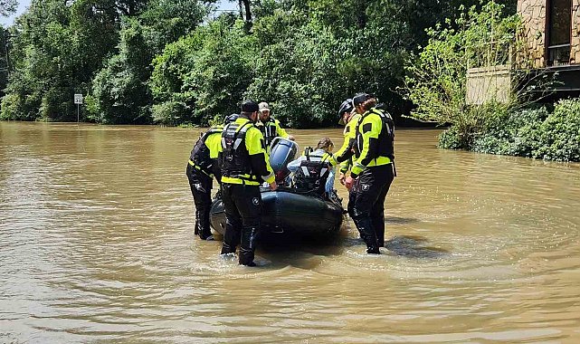 Texas'ta sel: 1 çocuk öldü