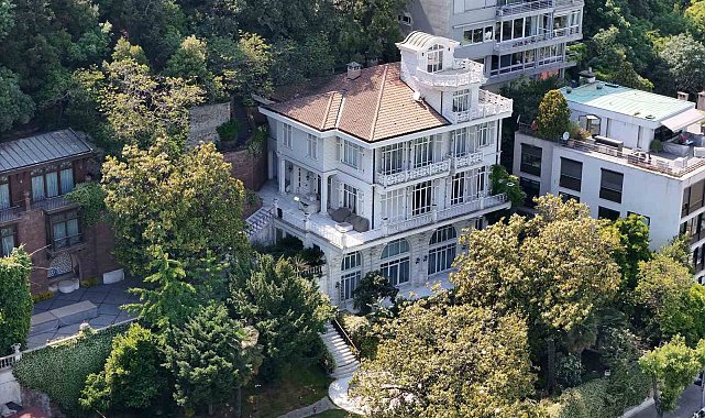 TMSF, Koza-İpek Holding'e ait yalıyı satışa çıkardı