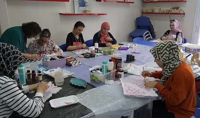 Topçuasım Hanımlar Lokali'nde kurslar sürüyor