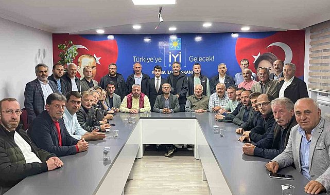 Trabzon'da İYİ Parti Yomra teşkilatı da istifa etti