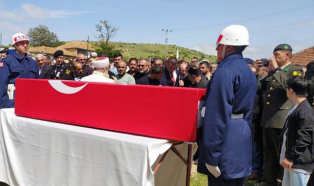 Trafik kazasında hayatını kaybeden Uzman Çavuş son yolculuğuna uğurlandı