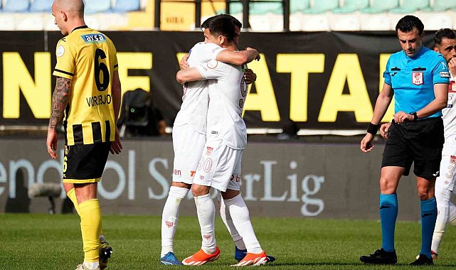Trendyol Süper Lig: İstanbulspor: 1 - Sivasspor: 3