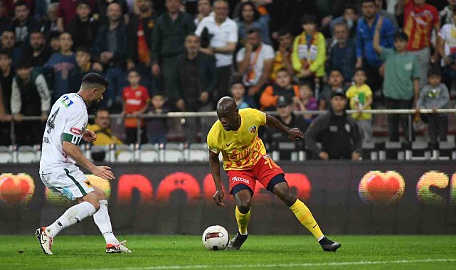 Trendyol Süper Lig: Kayserispor: 2 - Konyaspor: 2