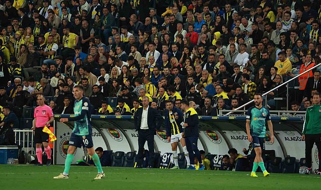 Tribünlerden 'yönetim istifa' sesleri