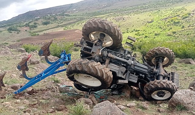 Tunceli'de traktör şarampole yuvarlandı: 1 yaralı