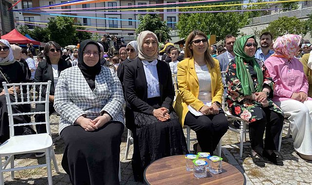 TÜRGEV Çocuk Kütüphanesi ve Atölye Merkezi'nin tanıtımını yaptı