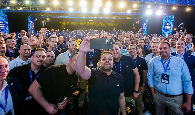 Turkcell 30'uncu yılını iş ortaklarıyla kutladı