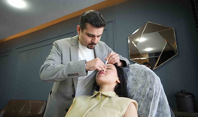 Türkiye'nin sağlık turizmine katlı sağlayacak yeni estetik kliniği Samsun'da açıldı