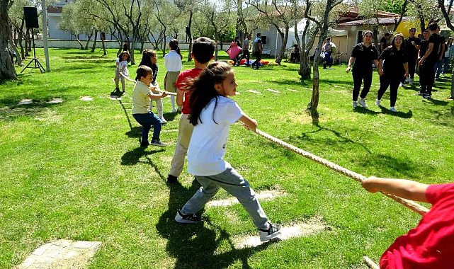 Ula'da Hıdırellez ve 19 Mayıs coşkusu