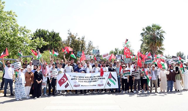 Üniversite öğrencileri, İsrail saldırılarını protesto etti