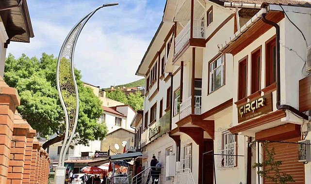 Ünü dünyaya yayılan Hereke'deki o sokak "tarih koridoru" oldu