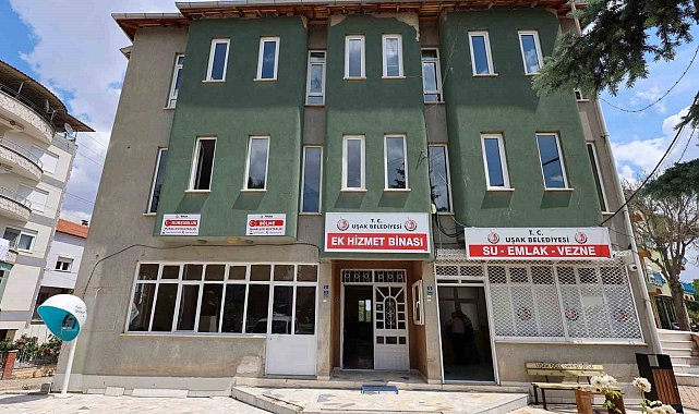 Uşak Belediyesi vatandaşla kolaylık olması için yeni vezne açtı
