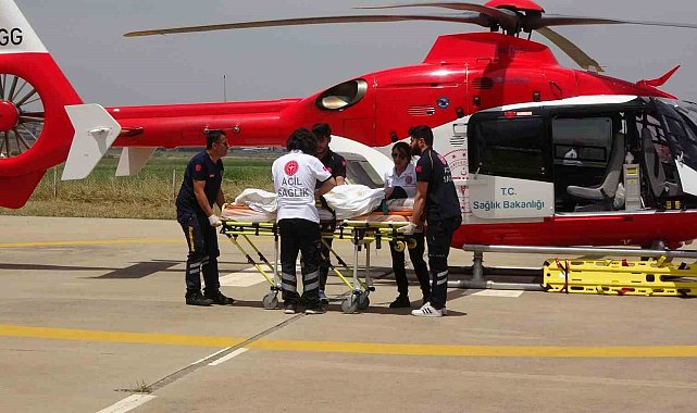 Uyluk kemiği kırılan 90 yaşındaki hasta ambulans helikopter ile hastaneye sevk edildi