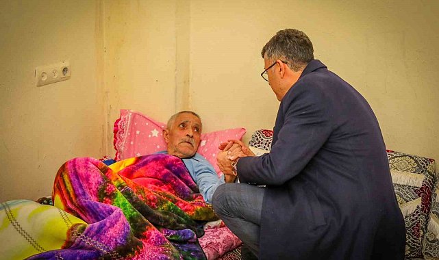 Vali Ali Çelik, aileleri yalnız bırakmıyor