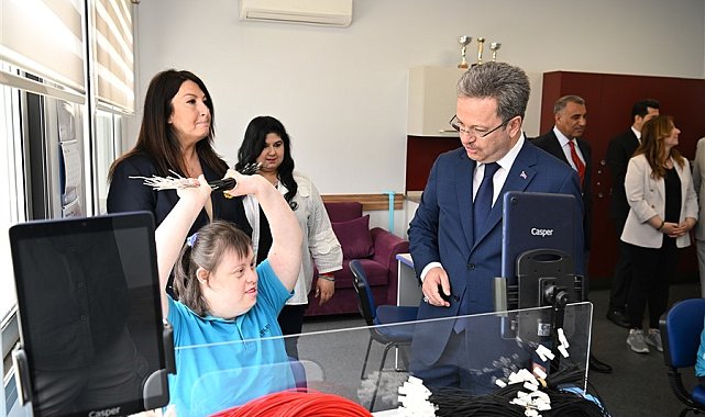 Vali Ünlü, OSB Zihinsel Engelliler Korumalı İşyerini ziyaret etti
