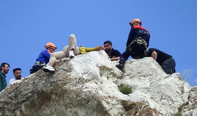 Van'da intihar girişiminde bulunan şahıs kayalıklarda baygınlık geçirdi