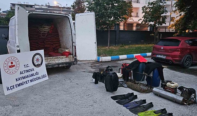 Yalova'da 2 ton 300 kilo kaçak midye ele geçirildi