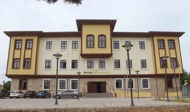 Yavuzeli'nde yeni kaymakamlık binası hizmete açıldı