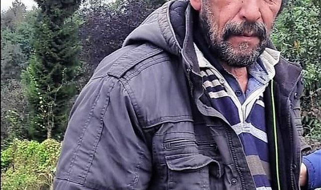 Yeğeni tarafından bıçaklanarak öldürüldü