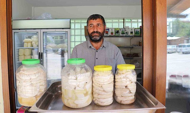 Yerli peynir tezgahlarda yerini aldı