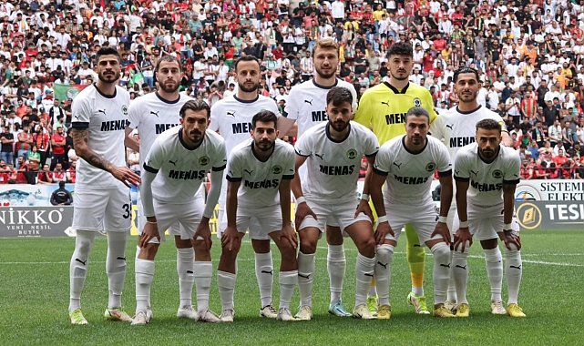 Yılmaz Vural yönetimindeki Menemen FK sezonu tamamladı
