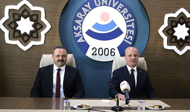 YÖK Başkanı Özvar ASÜ'de öğrencilerle buluştu