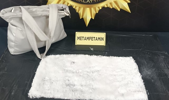Yolcu otobüsünde 1 kilogram Metamfetamin ele geçirildi