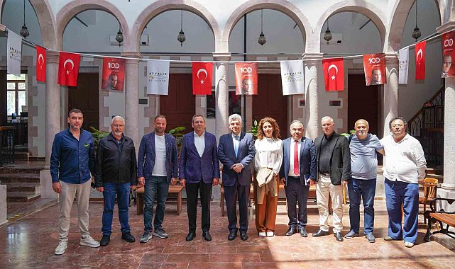 Yunanistan İzmir Başkonsolosu Kontstas Ayvalık'ta