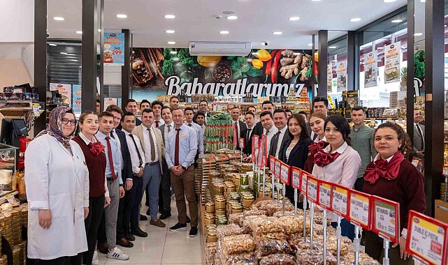 Yüzde 85 kadın istihdamına sahip firma 116. mağazasını Sefaköy'de açtı
